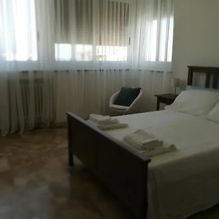 La Terrazza Near The 4* Bari