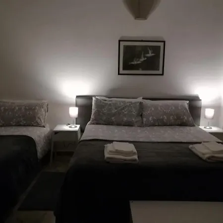 La Terrazza Near The Bed and breakfast