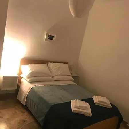 La Terrazza Near The فندق مبيت وإفطار 4*